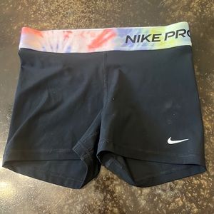 Nike Women’s Shorts Medium